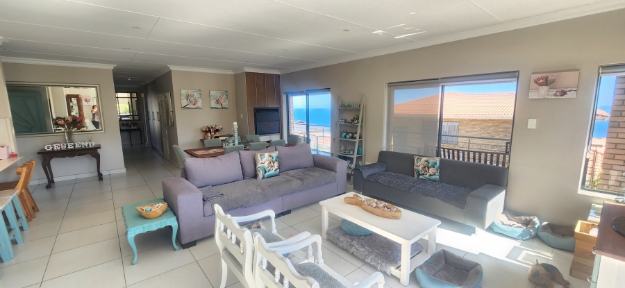 6 Bedroom Property for Sale in Dana Bay Western Cape